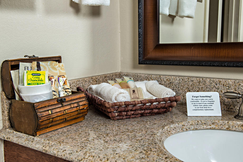 Mountain Ranch Resort At Beacon Hill Williams Room photo