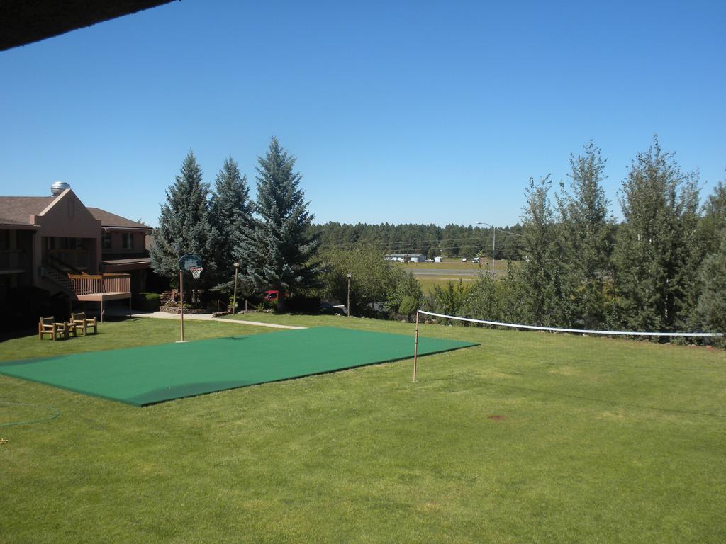 Mountain Ranch Resort At Beacon Hill Williams Exterior photo