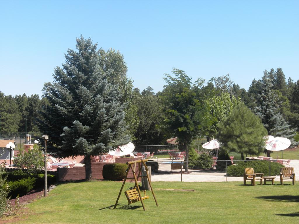 Mountain Ranch Resort At Beacon Hill Williams Exterior photo